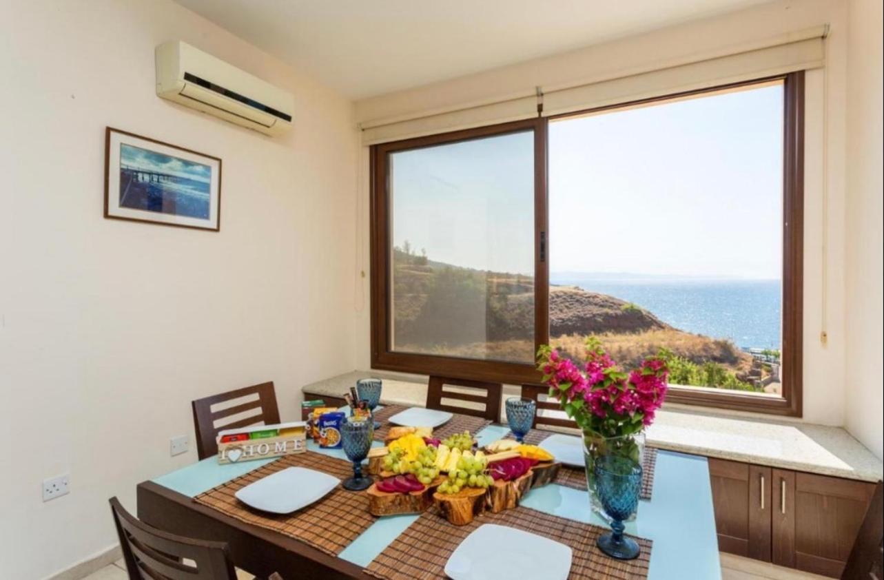 Sunset View Mermaid Villa โพมอส ภายนอก รูปภาพ