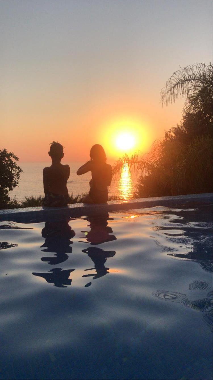 Sunset View Mermaid Villa โพมอส ภายนอก รูปภาพ