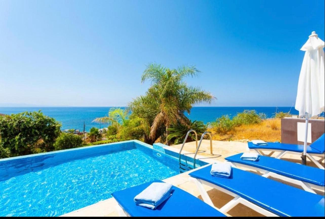 Sunset View Mermaid Villa โพมอส ภายนอก รูปภาพ